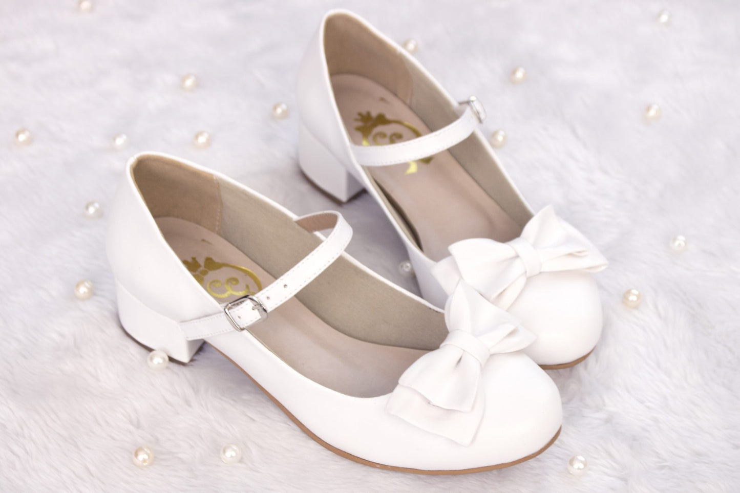 [42BR] [B GRADE] Charm Ribbon - White