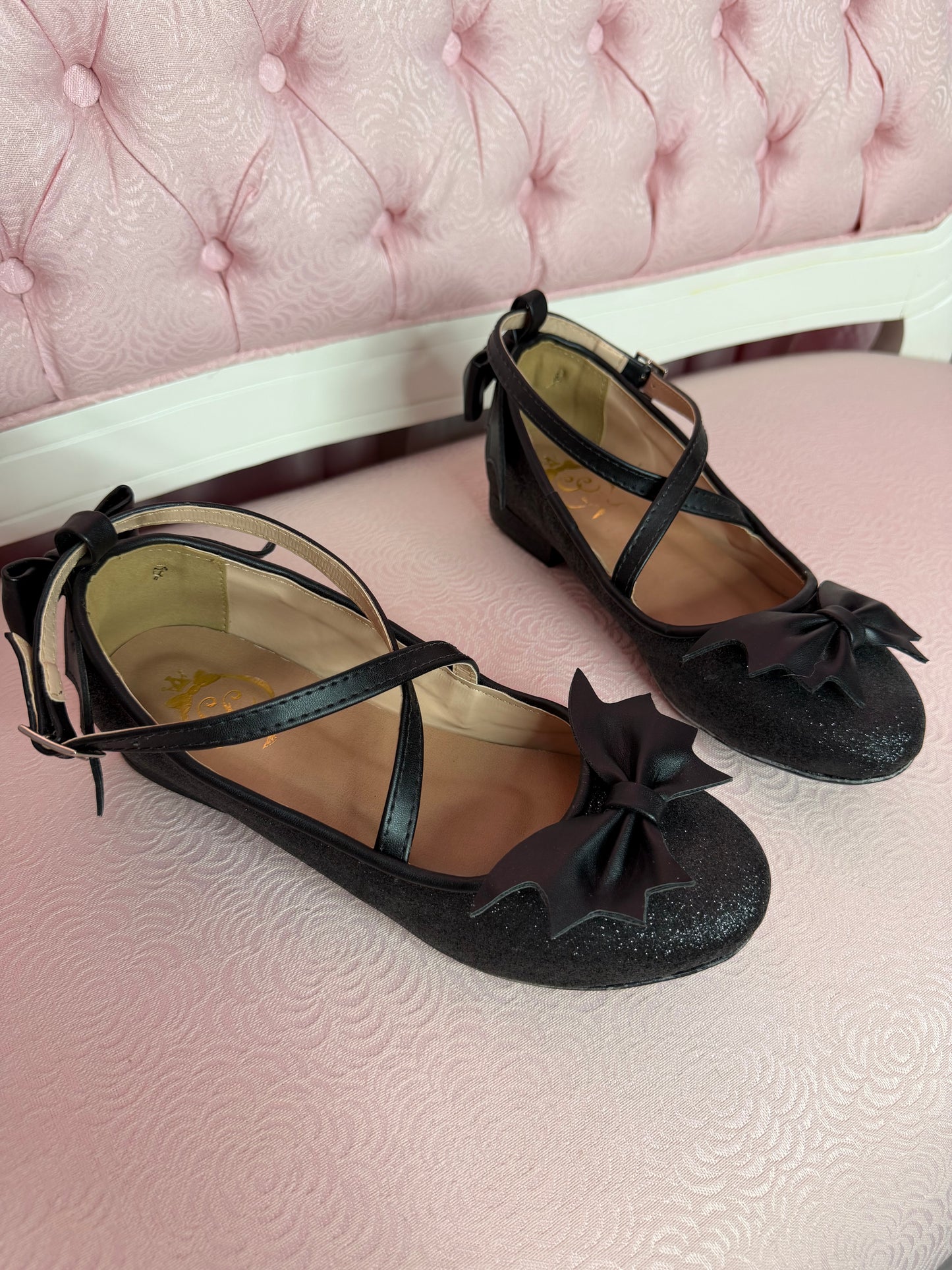 [36BR] Twinkle Spooky Bat Flats - Black Glitter