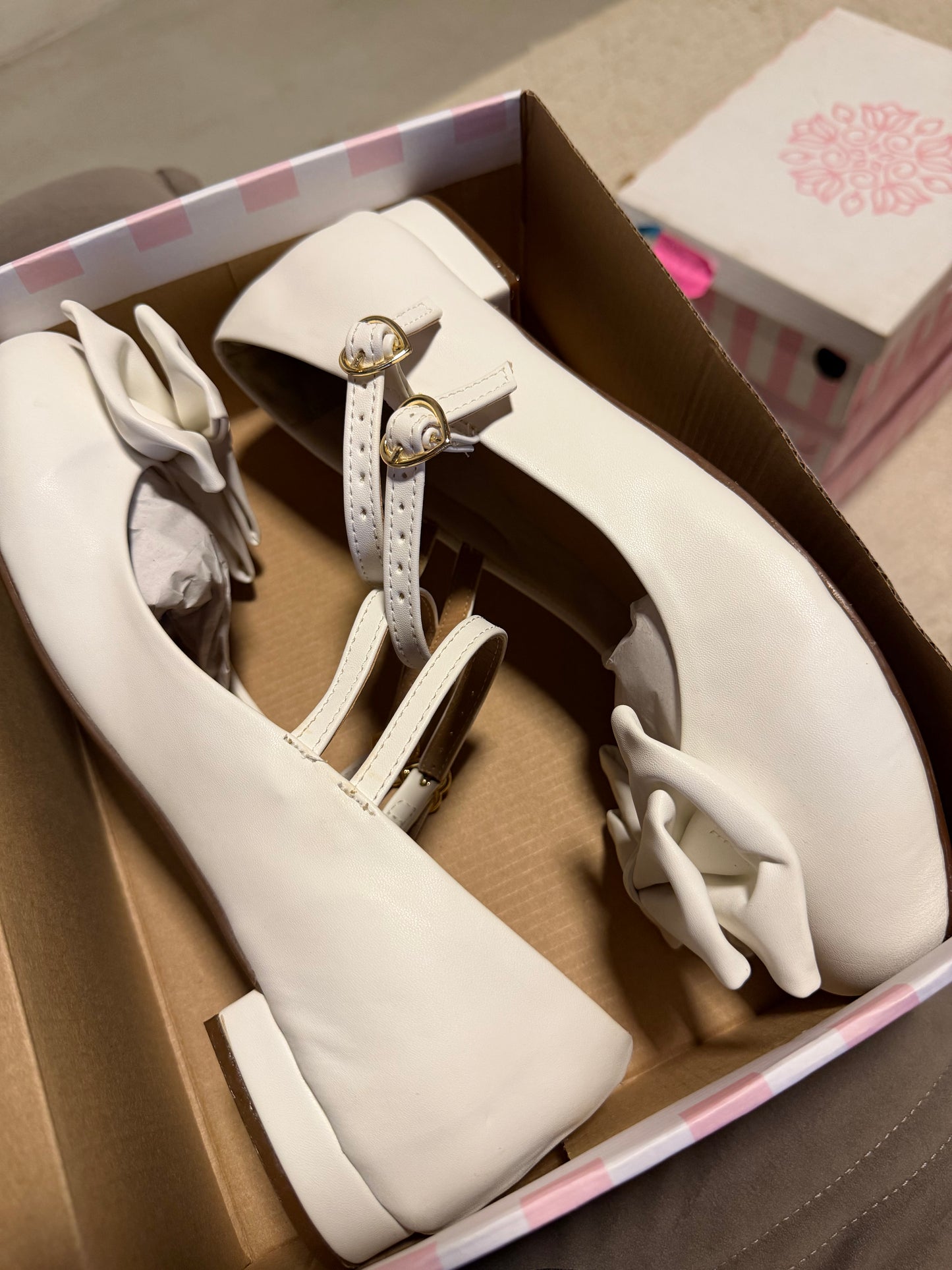 [42BR][B GRADE] Mahou Bow Flats - White