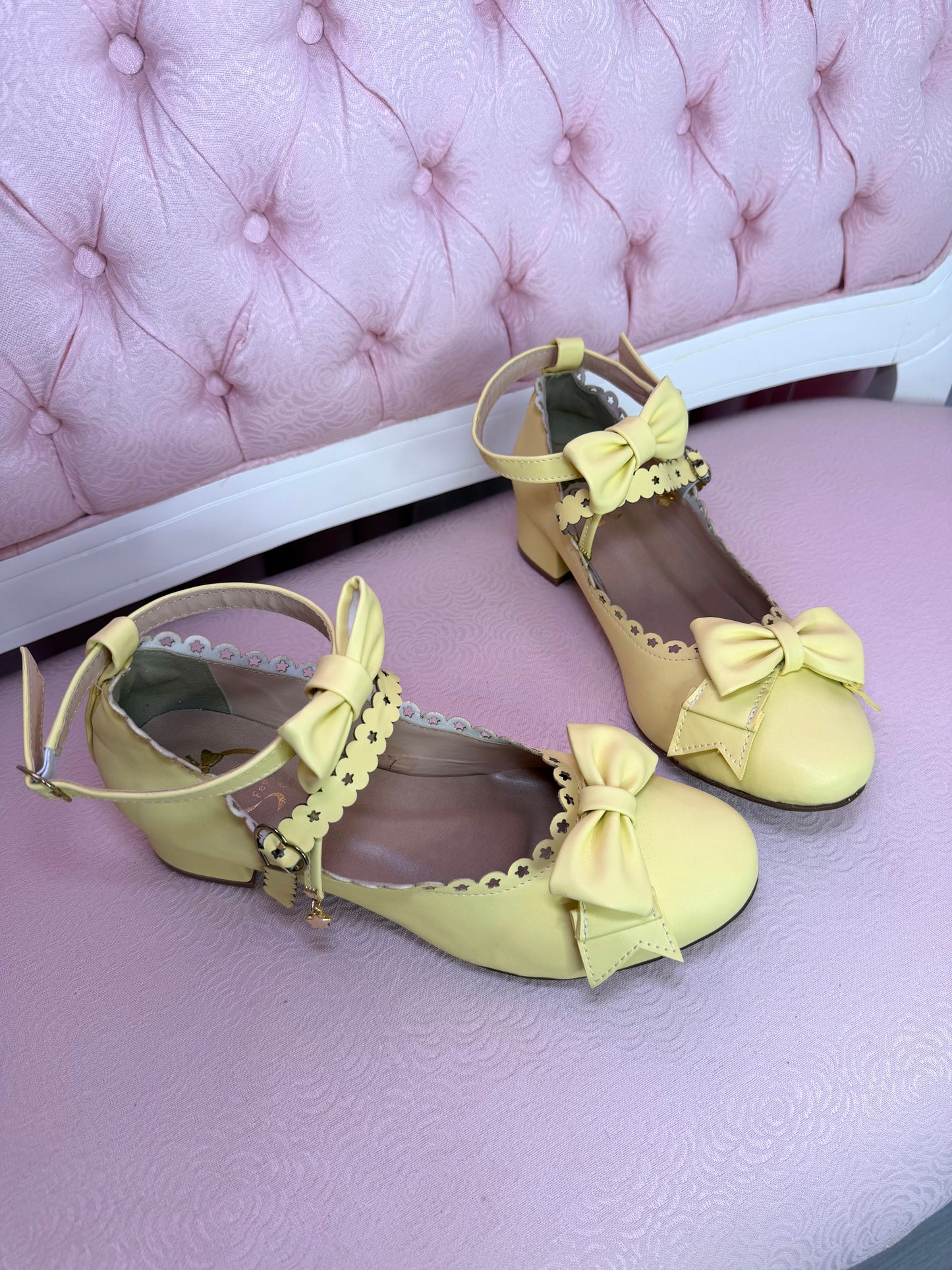 [40BR] [B GRADE] Magical Star Shoes - Pastel Yellow