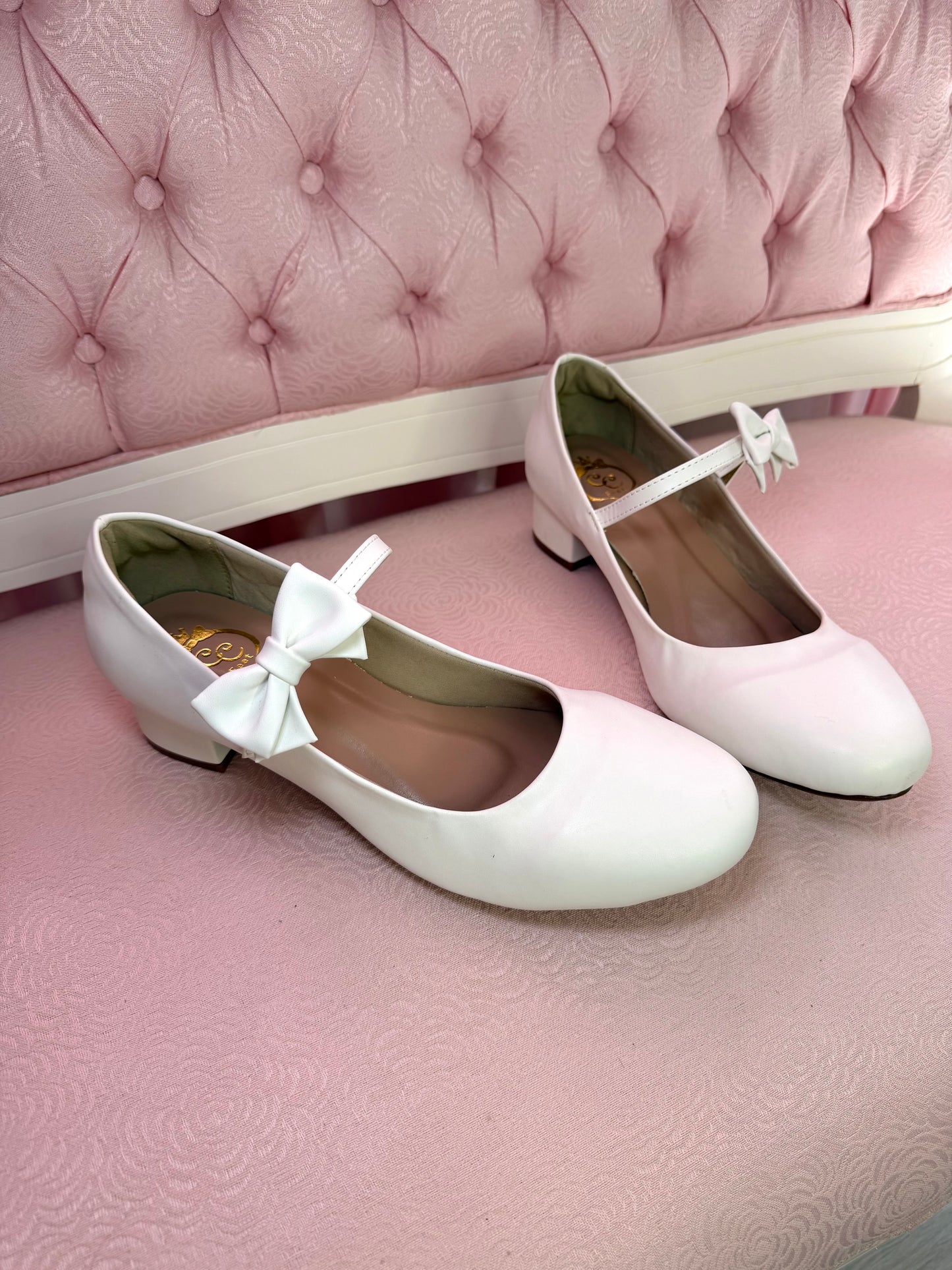 [42BR] [B GRADE]  Pretty Change - White