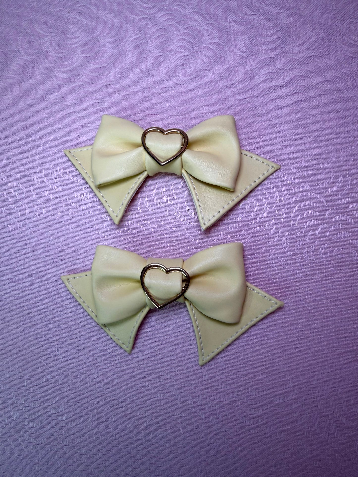 Magical Girly Heart Hairclip - Pastel Yellow