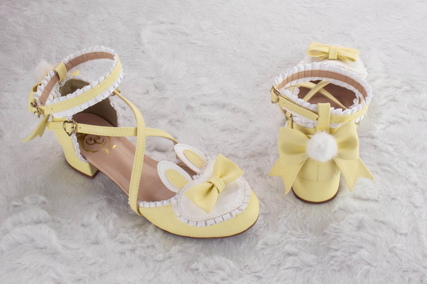 [40BR] Frilly Bunny Hearty Shoes - Pastel Yellow