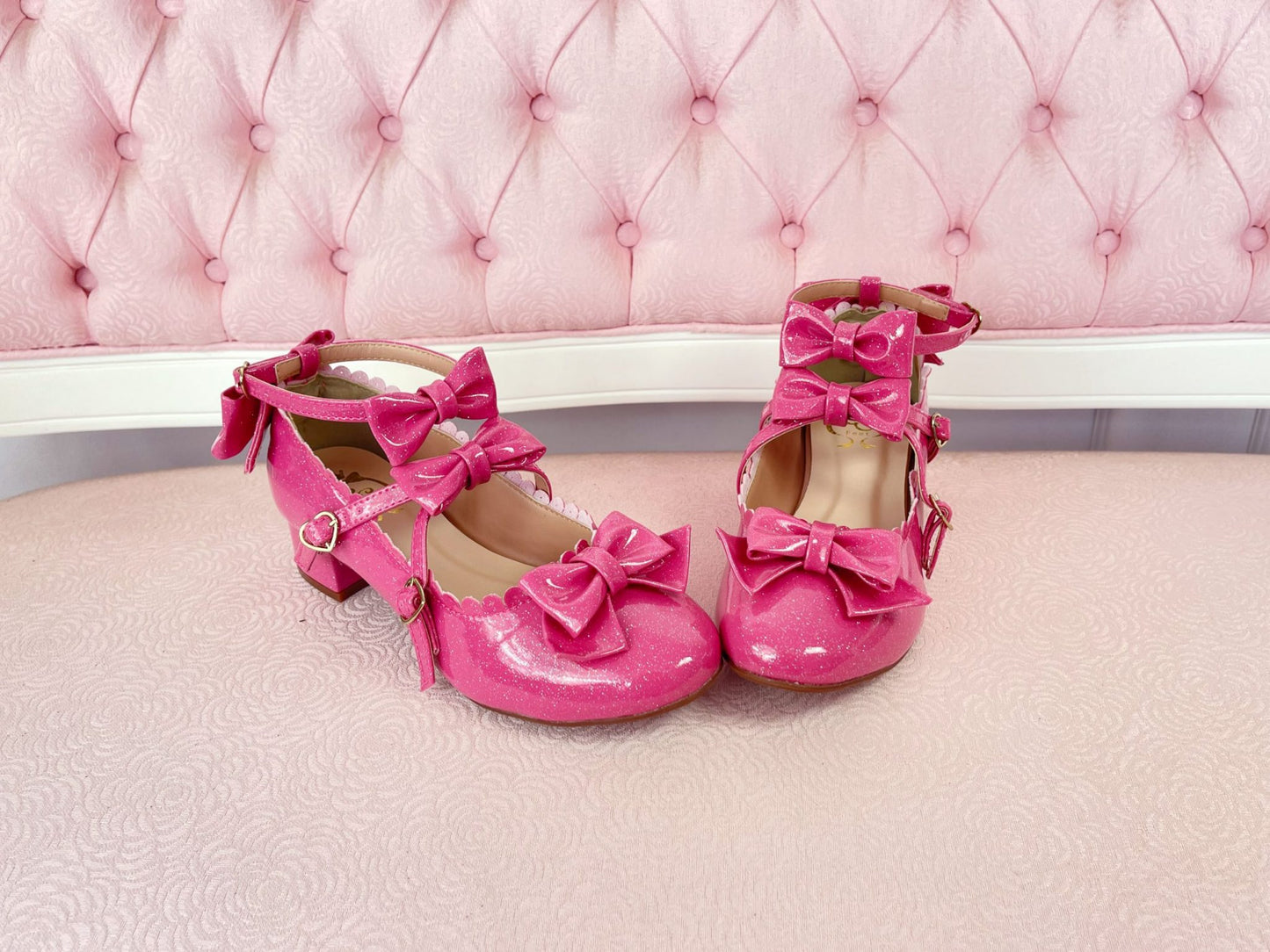 [41BR] [B GRADE] Shiny Unicorn Queen - Shiny Hot Pink With Glitter